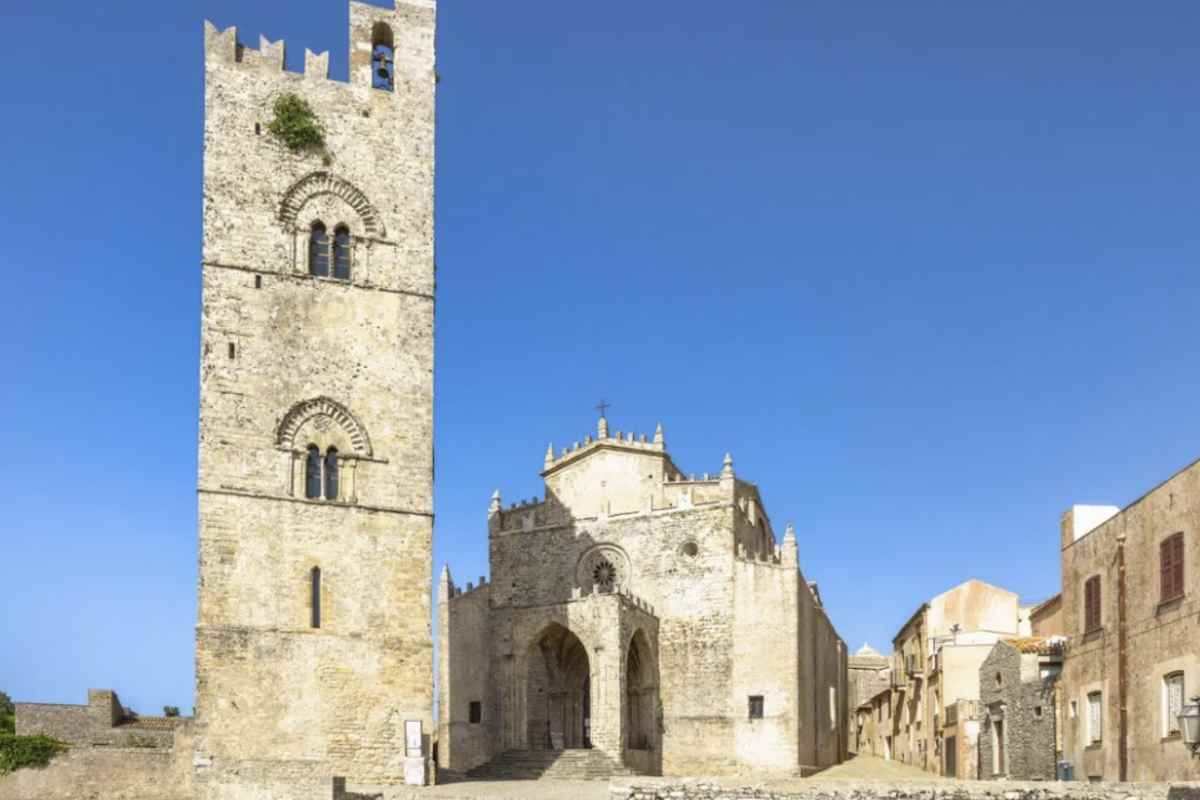 Nonostante il clima mediterraneo con inverni generalmente miti, la Sicilia presenta alcune zone interne dove le temperature possono abbassarsi