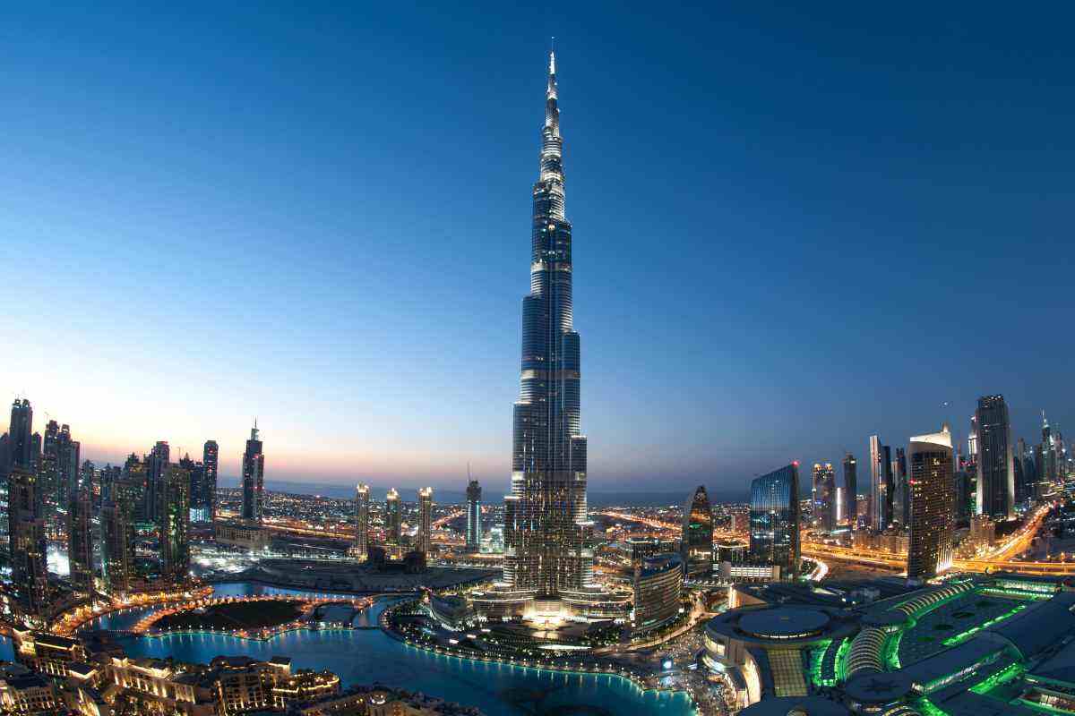 É l'albergo più alto del mondo, qui la cima sfiora le stelle