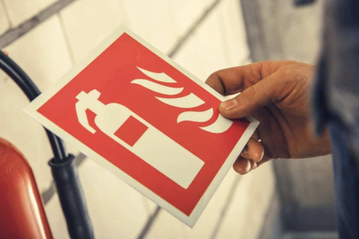 La rapidità e la consapevolezza delle azioni da intraprendere possono fare la differenza tra la vita e la morte, soprattutto quando contano pochi secondi per mettersi in salvo.